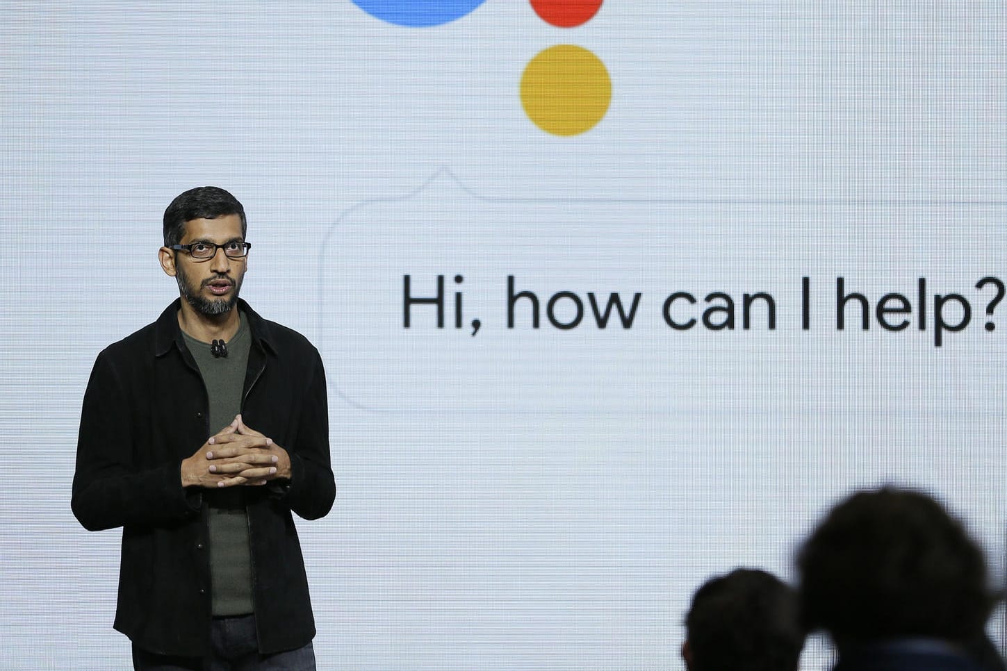 Google-Assistant: Google-Chef Sundar Pichai spricht 2016 über den digitalen Assistenten (Symbolbild). Google-Assistant: Google-Chef Sundar Pichai spricht 2016 über den digitalen Assistenten (Symbolbild).
