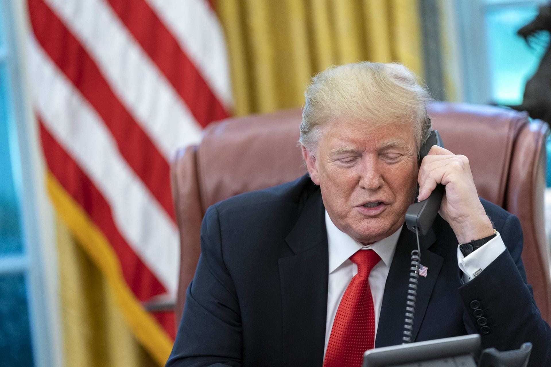 Donald Trump am Telefon: Wie werden die Telefonate des US-Präsidenten dokumentiert? Donald Trump am Telefon: Wie werden die Telefonate des US-Präsidenten dokumentiert?