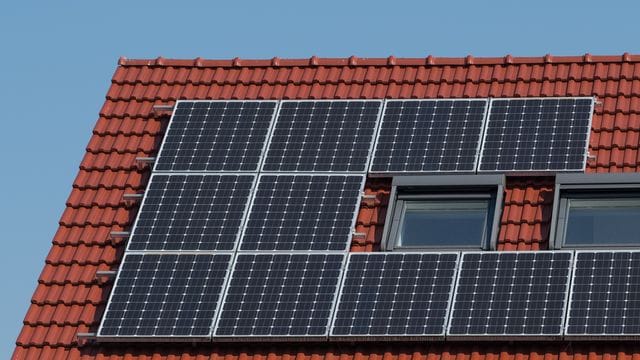 Photovoltaikanlage: Die Umgebungstemperatur ist bei Batteriespeichern für Solarstrom entscheidend. Photovoltaikanlage: Die Umgebungstemperatur ist bei Batteriespeichern für Solarstrom entscheidend.