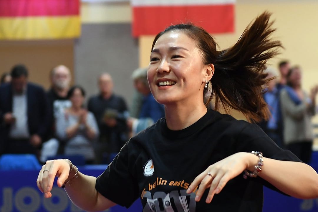 Xiaona Shan vom TTC Berlin freut sich über den Sieg.