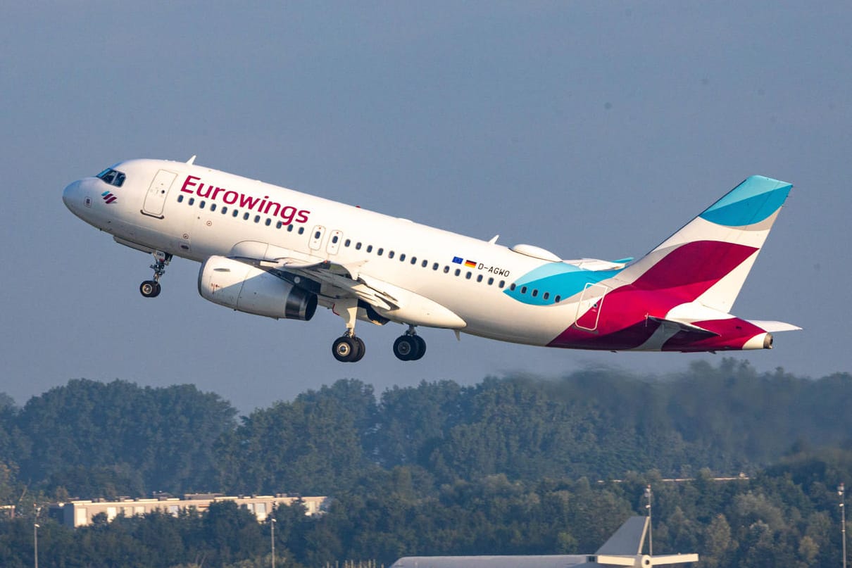Billigflieger: Einigen Parteien sind die Schnäppchenpreise bestimmter Airlines ein Dorn im Auge (Symbolbild). Billigflieger: Einigen Parteien sind die Schnäppchenpreise bestimmter Airlines ein Dorn im Auge (Symbolbild).