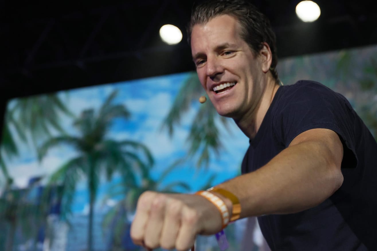 Grund zum Lachen: Tyler Winklevoss ist in den vergangenen Jahren zu einer der bekannten Investoren im Krypto-Sektor geworden. Er prägt die neue Finanzszene mit. Grund zum Lachen: Tyler Winklevoss ist in den vergangenen Jahren zu einer der bekannten Investoren im Krypto-Sektor geworden. Er prägt die neue Finanzszene mit.