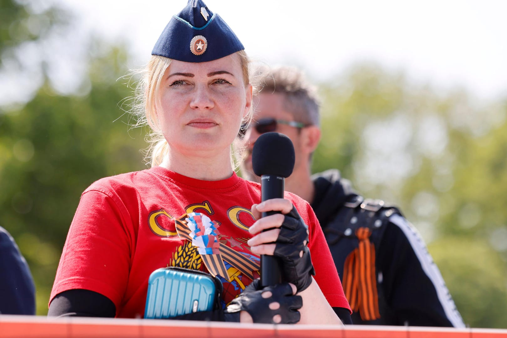 Elena Kolbasnikova: Sie war die Organisatorin des pro-russischen Autokorsos in Köln. Elena Kolbasnikova: Sie war die Organisatorin des pro-russischen Autokorsos in Köln.