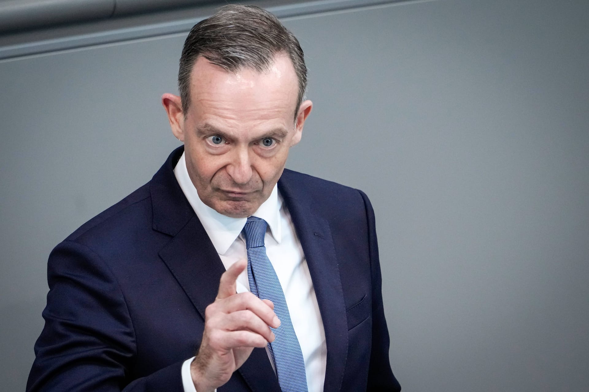 Volker Wissing bei einer Plenarsitzung im Bundestag: Die "Letzte Generation" spaltet nach Ansicht des Verkehrsministers die Gesellschaft. Volker Wissing bei einer Plenarsitzung im Bundestag: Die "Letzte Generation" spaltet nach Ansicht des Verkehrsministers die Gesellschaft.