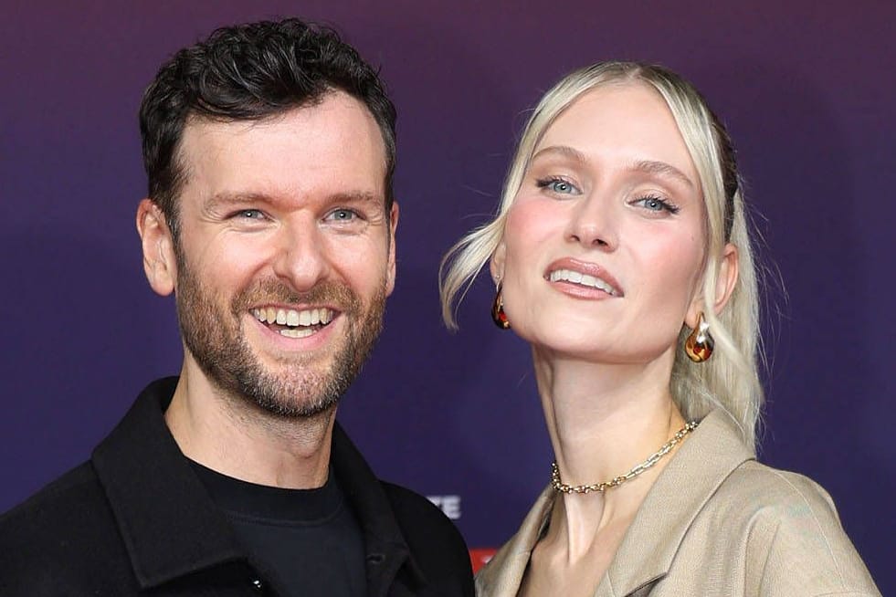 Daniel Grunenberg und Carolin Niemczyk: Die Sänger der Band Glasperlenspiel sind seit Kurzem verheiratet. Daniel Grunenberg und Carolin Niemczyk: Die Sänger der Band Glasperlenspiel sind seit Kurzem verheiratet.