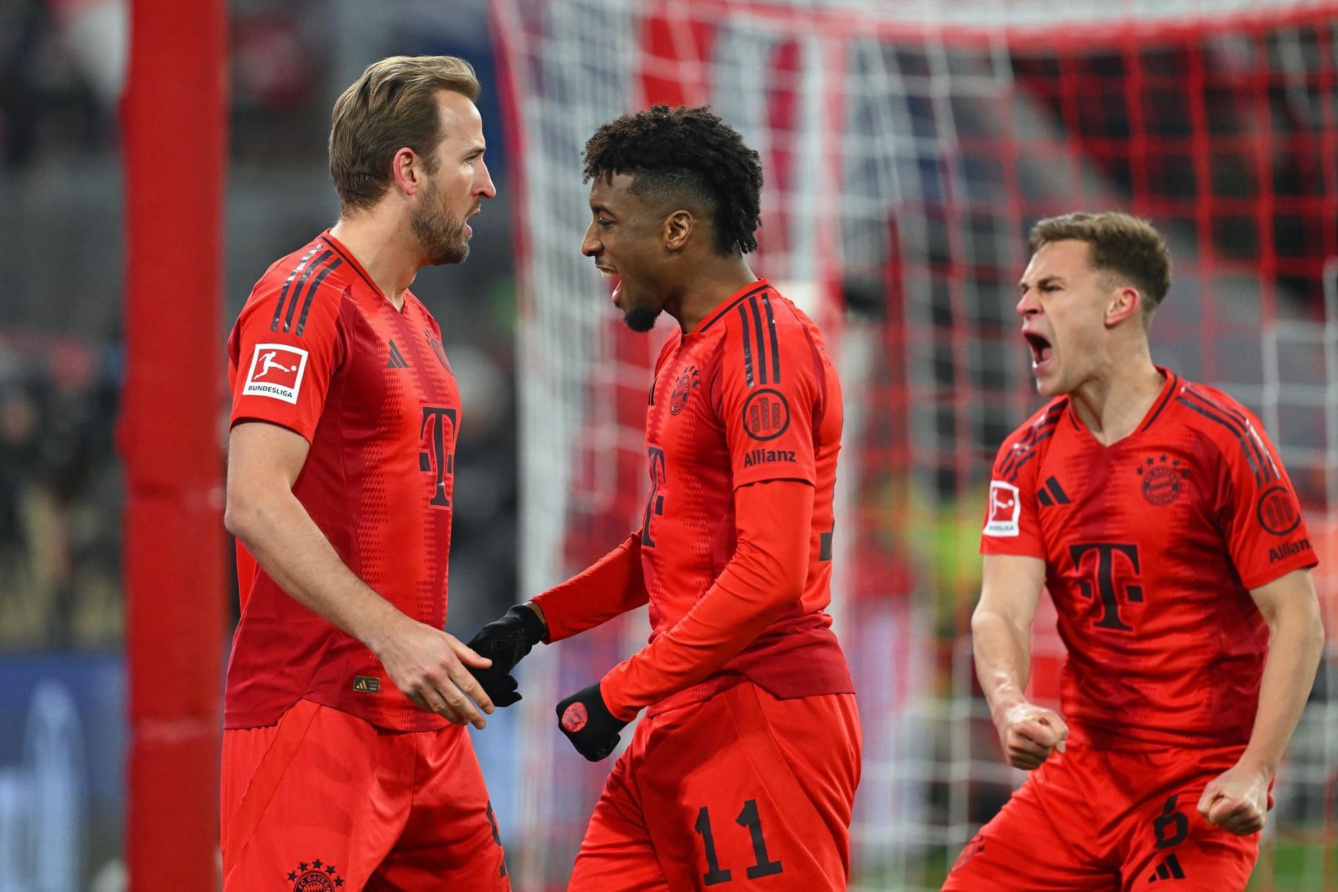 Bayern erfüllt mit dem Sieg gegen Bremen seine Pflicht. Mehr aber auch nicht. In der kommenden Woche kommt es jetzt zum Showdown gegen Meister Leverkusen. Der wird zum Gradmesser für die Bayern. Die Einzelkritik zum Bremen-Spiel. Bayern erfüllt mit dem Sieg gegen Bremen seine Pflicht. Mehr aber auch nicht. In der kommenden Woche kommt es jetzt zum Showdown gegen Meister Leverkusen. Der wird zum Gradmesser für die Bayern. Die Einzelkritik zum Bremen-Spiel.
