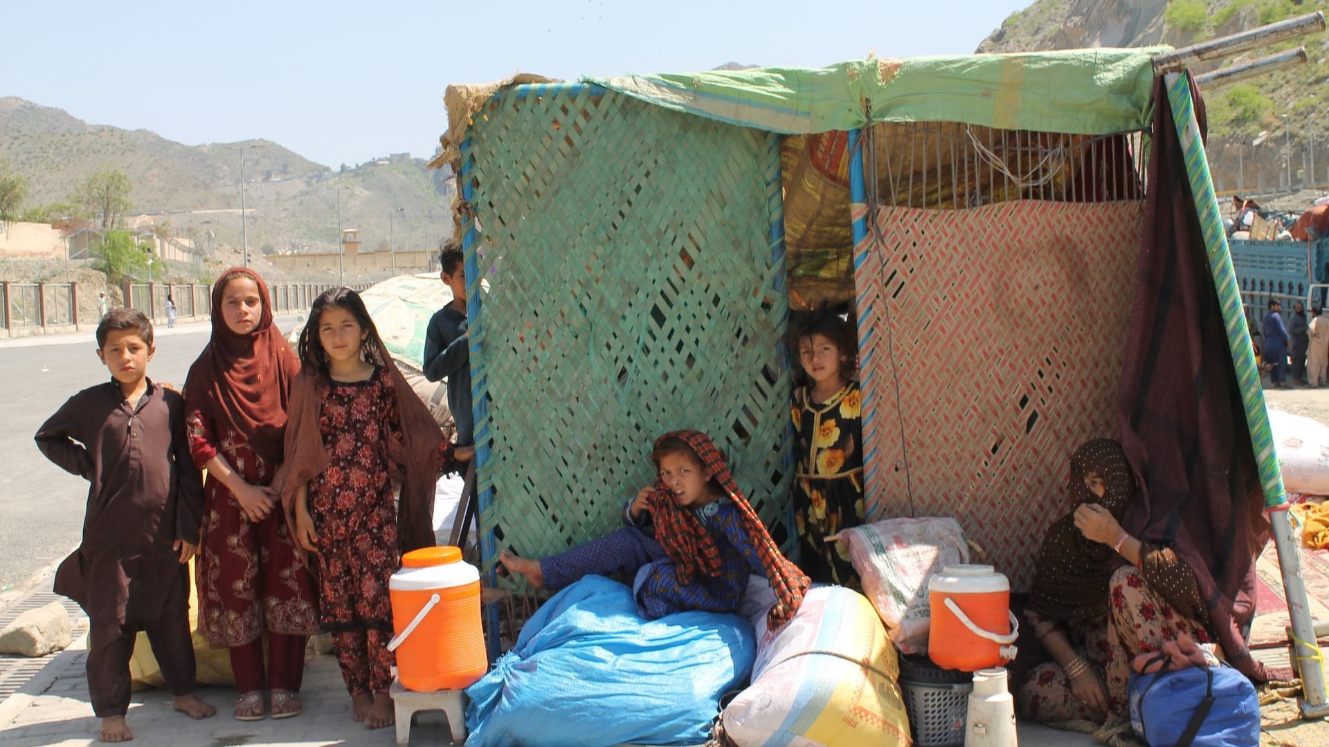 Pakistan schiebt Afghanen ab Pakistan schiebt Afghanen ab