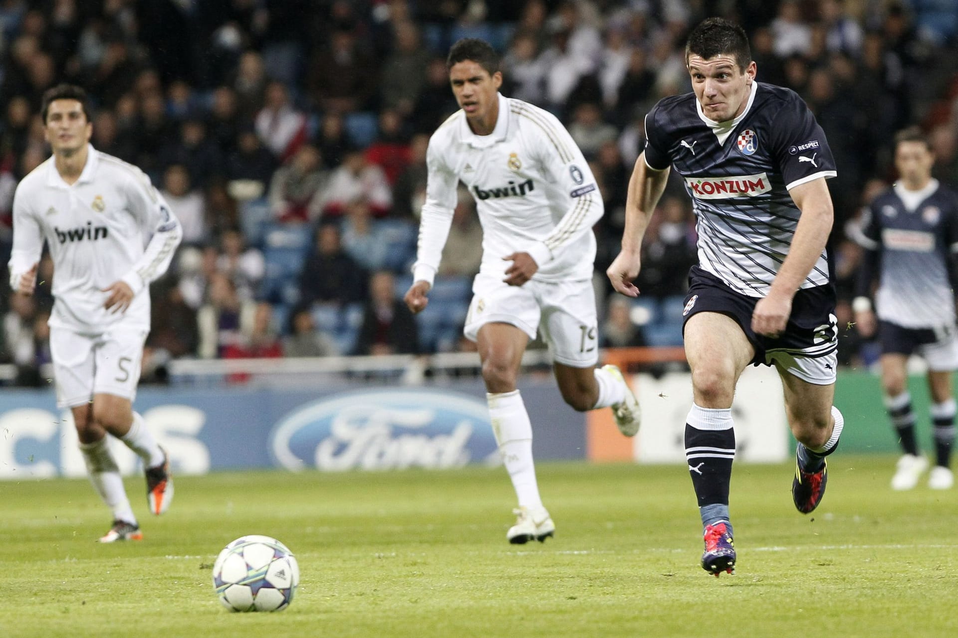 REAL MADRID vs DINAMO ZAGREB