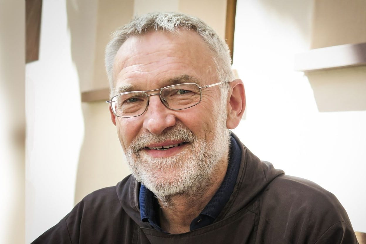 Bruder Paulus kennt den Schlüssel zum Lebensglück. Bruder Paulus kennt den Schlüssel zum Lebensglück.